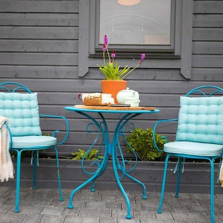 The Paddocks Cabin - Stylish, Cozy & Private Killarney Eksteriør bilde