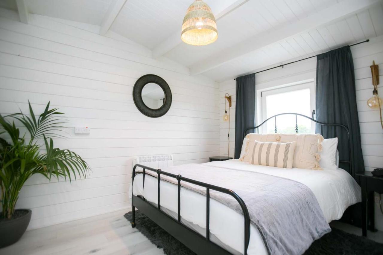 The Paddocks Cabin - Stylish, Cozy & Private Killarney Eksteriør bilde